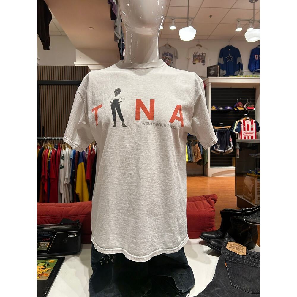 1999 Tina Tour Queen Of rock and Roll White Vintage Tee Size Large